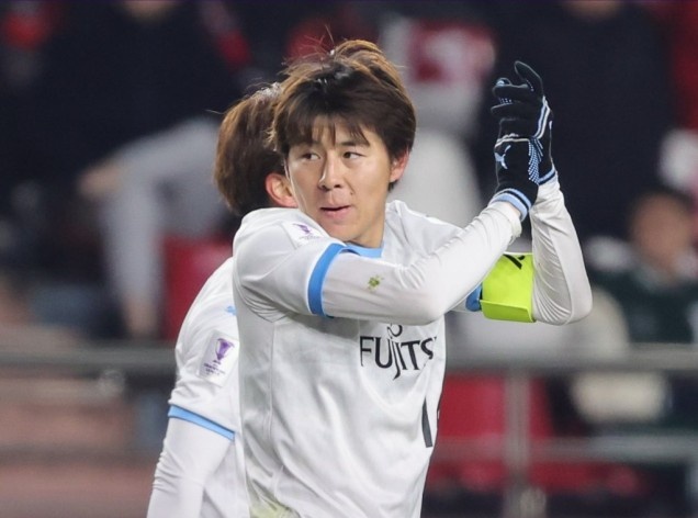 亚冠-川崎前锋客场4-0横扫十人浦项制铁,排名暂升至东亚区第2